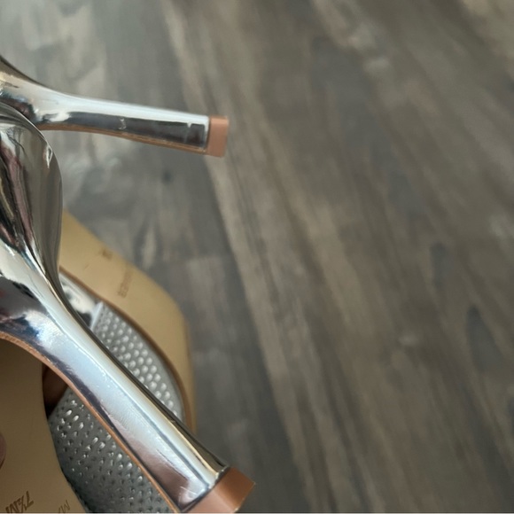 Marc Fisher NEW Silver Metallic Rhinestone Square Toe MFDANRIE Shimmery Heels - Picture 4 of 16